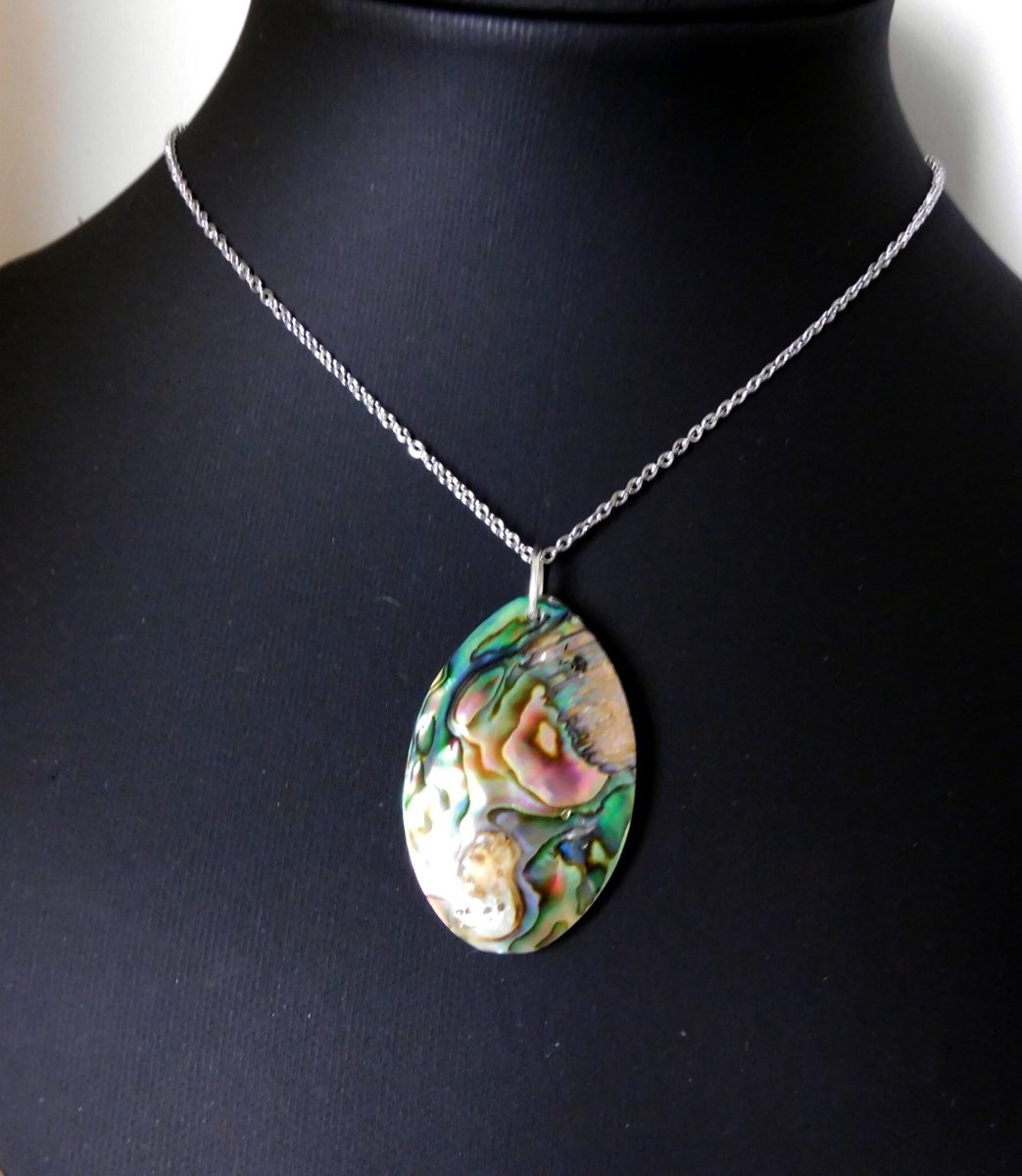 Grote hanger – Abalone schelpen – Wit en Blauw – Collier van 50 cm