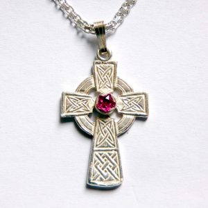 Keltisch kruis – echt zilver – rode ster robijn – verstelbaar 925 zilver collier –