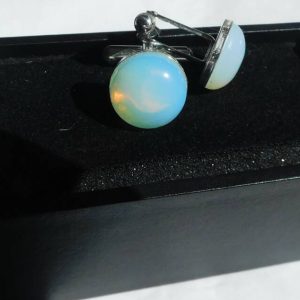 Zilveren manchetknopen met een maansteen