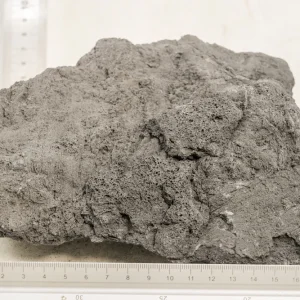 Black Lava Rock L122