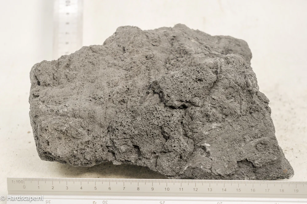 Black Lava Rock L122